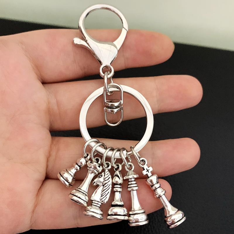 

Chess pendant keychain alloy pendant keychain Chess King Queen Rook Knight Pawn Bishop Silver Color Pendant KeyRing jewelry gift