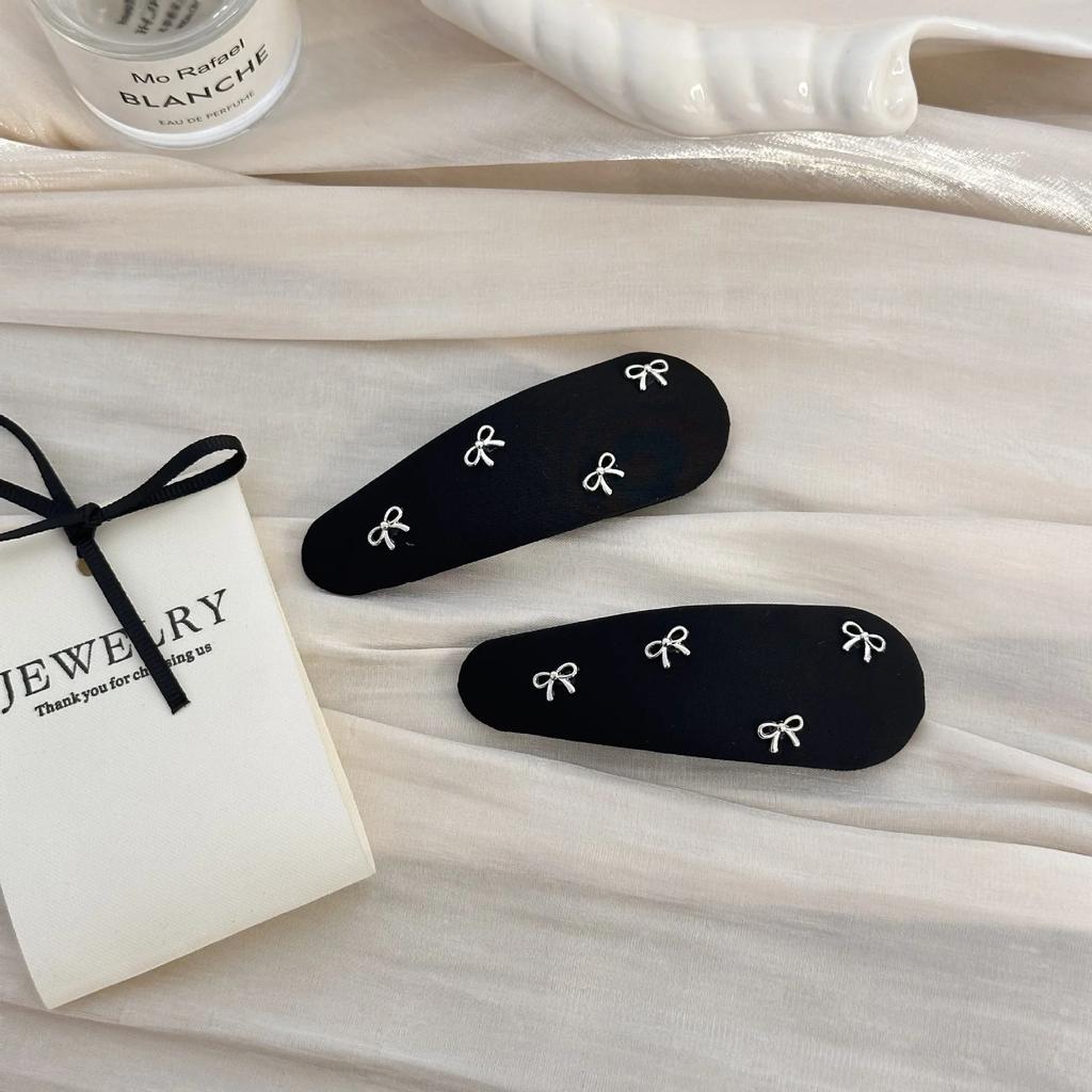 Accessories for Women Girl Hair Bows Korean Headdress Barrette Designer Vintage Popular  New In Kpop Trendy Leading Fashion