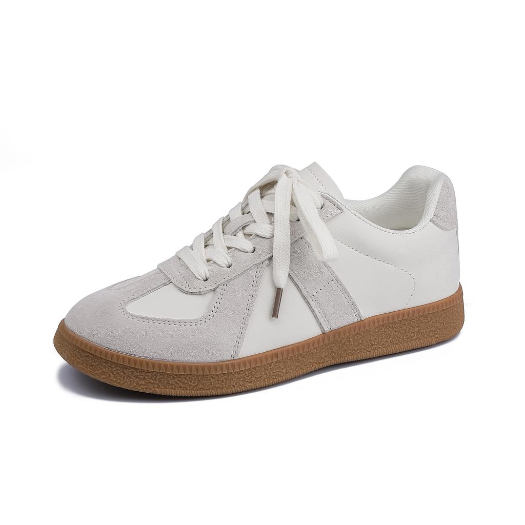 2025 spring new thick-soled German training shoes women's comfortable soft soles not tired feet campus wind small fresh flat baseplate shoes