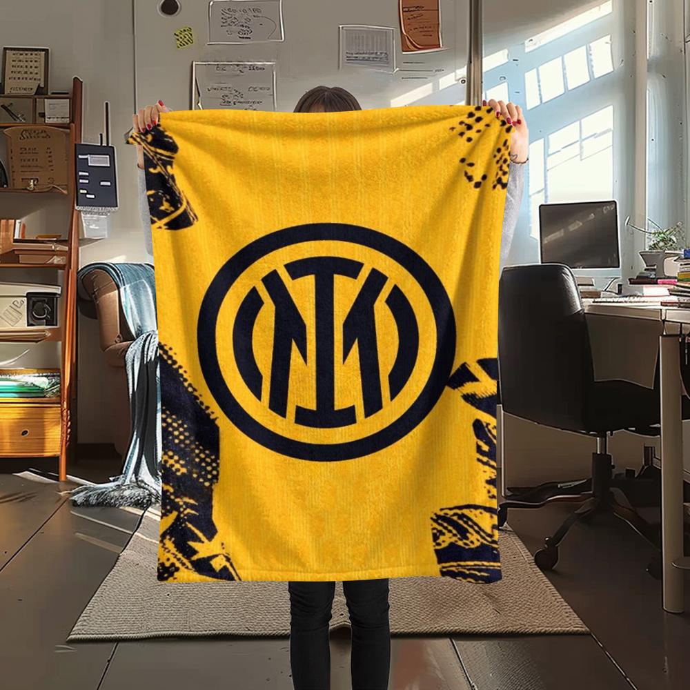 1pc Inter Milan Print Flannel Blanket, High quality Comfortable for All Seasons, Home Decor, Warmth and Comfort, Perfect for Christmas Gifts61