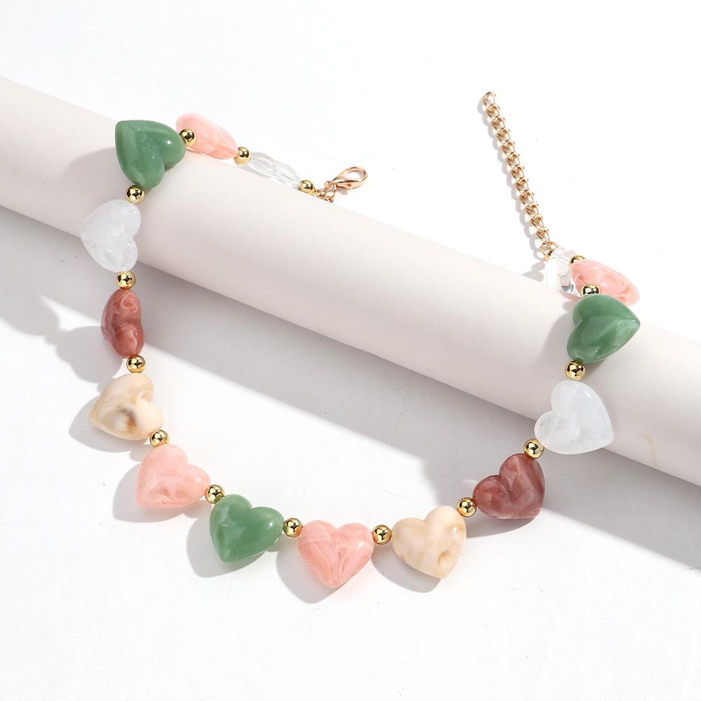 New Trendy Multicolor Resin Heart Beads Chain Necklaces for Women Minimalist Handmade Acrylic Love Choker Party Jewelry Gift