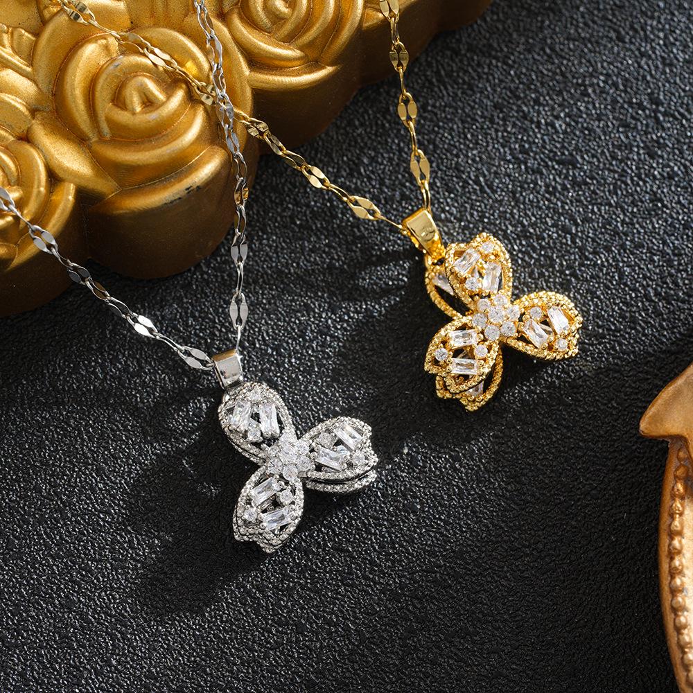 Elegant Hollow Butterfly Zircon Necklace - Women's Copper Clavicle Chain Pendant