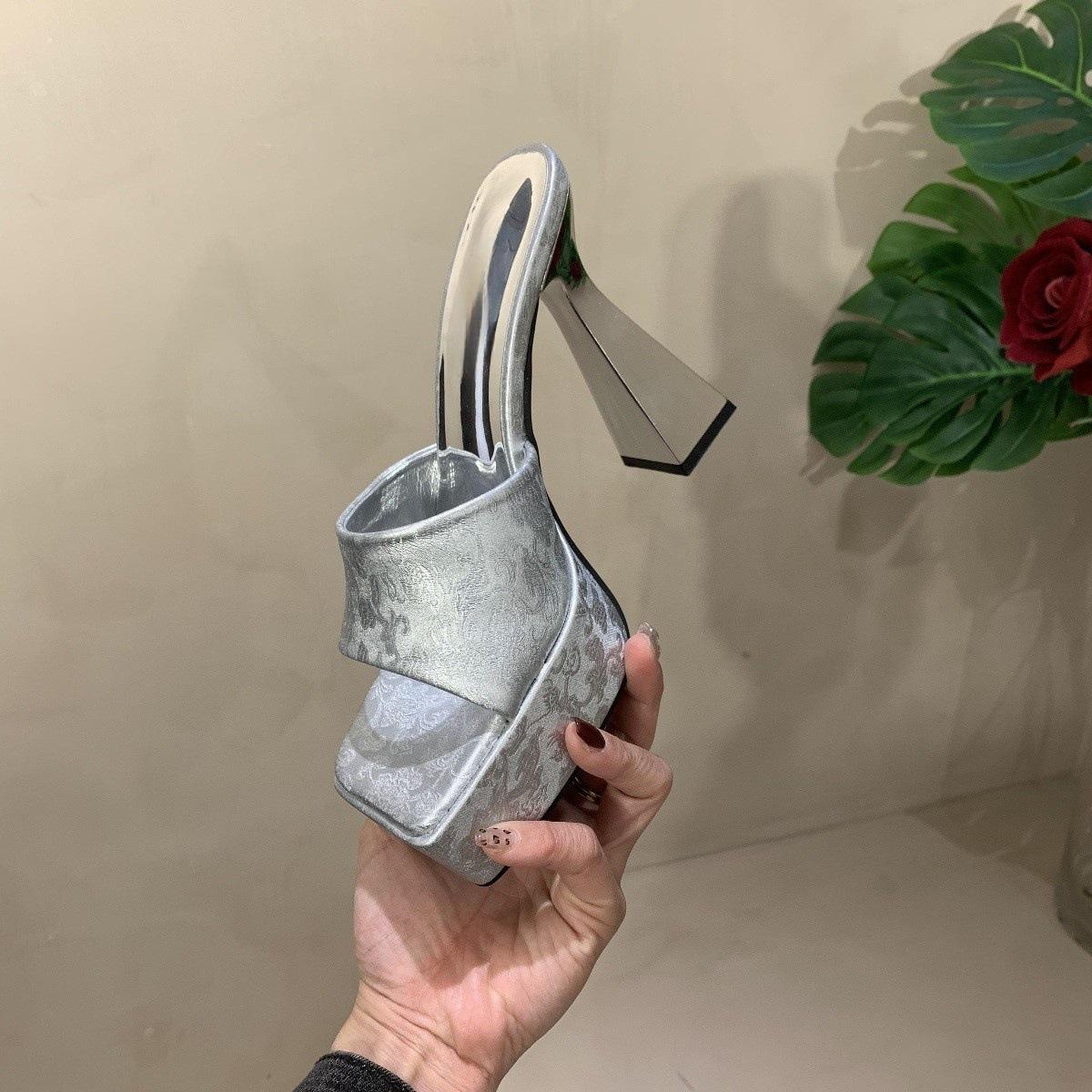 

Square head white open-toed slippers women s spring and summer half-drag thick heels sandals high heels 40 серебряный