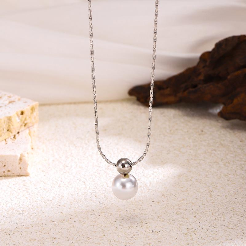 Europäische und Amerikanische Französische Elegante Perlenkette - Vielseitige 18K Gold Titanstahl Schlüsselbein Kette für Damen