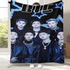 Modische B-BTS Kpop Flanelldecke, Ultraweiche Warme Plüschdecke für Zuhause Schlafzimmer Bett Sofa Abdeckung Büro Camping Picknick Geschenk
