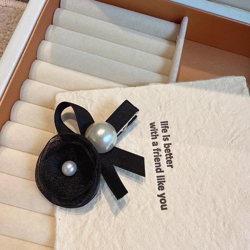 

Корейская новинка: Роскошная жемчужная заколка для волос с цветочным краем для женщин, высокое качество