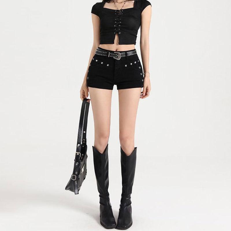 Korean-Style Sexy High-Waisted Rivet Denim Hot Pants - Plus Size, Hip-Hugging Summer Shorts for Women 2025