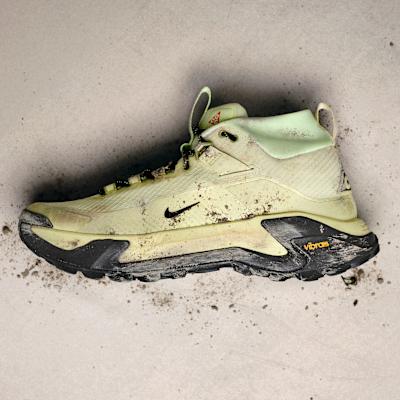 Nike ACG Zegama Hike  Life Lime Barely Volt  40.5