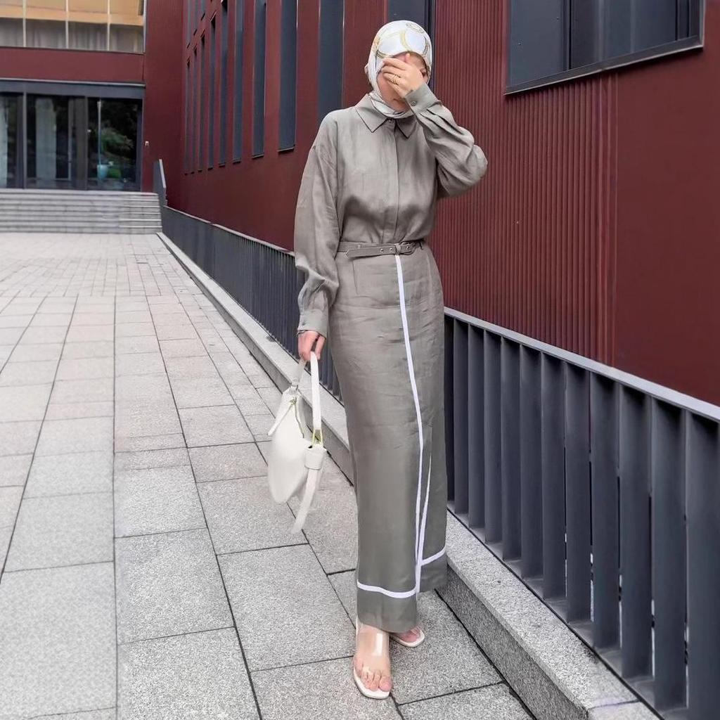 2025 European & American Women's Long Sleeve Slit Dress with Shirt Collar