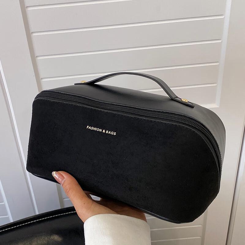 OEING Multi-functional Zippered Wash Bag