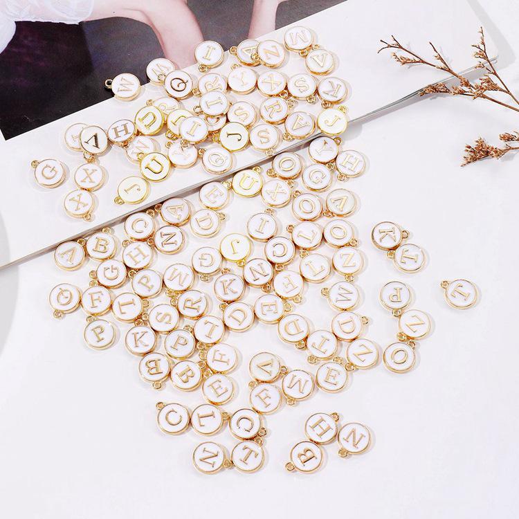 DIY Koreanischer Buchstaben Zubehör Bausatz: 26 Alphabetanhänger für Schülerinnen - Doppelseitig, Webmaterialien mit großem Loch