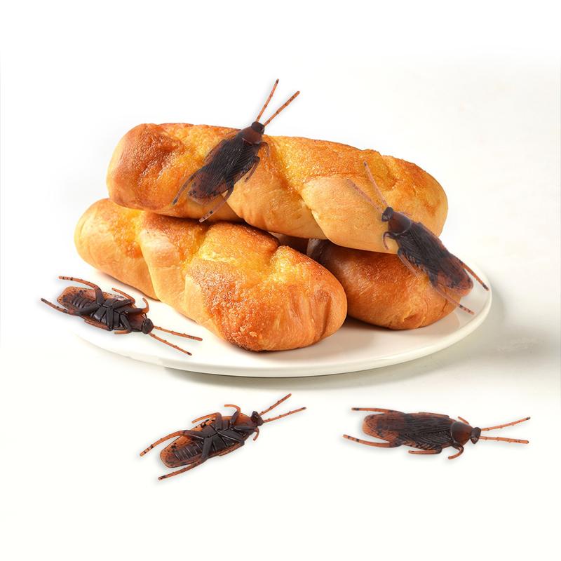50/100pcs Halloween Gadget Plastic Cockroaches Joke Decoration Props Rubber Toy Gags Plastic Bugs Cockroach Practical Jokes Toys