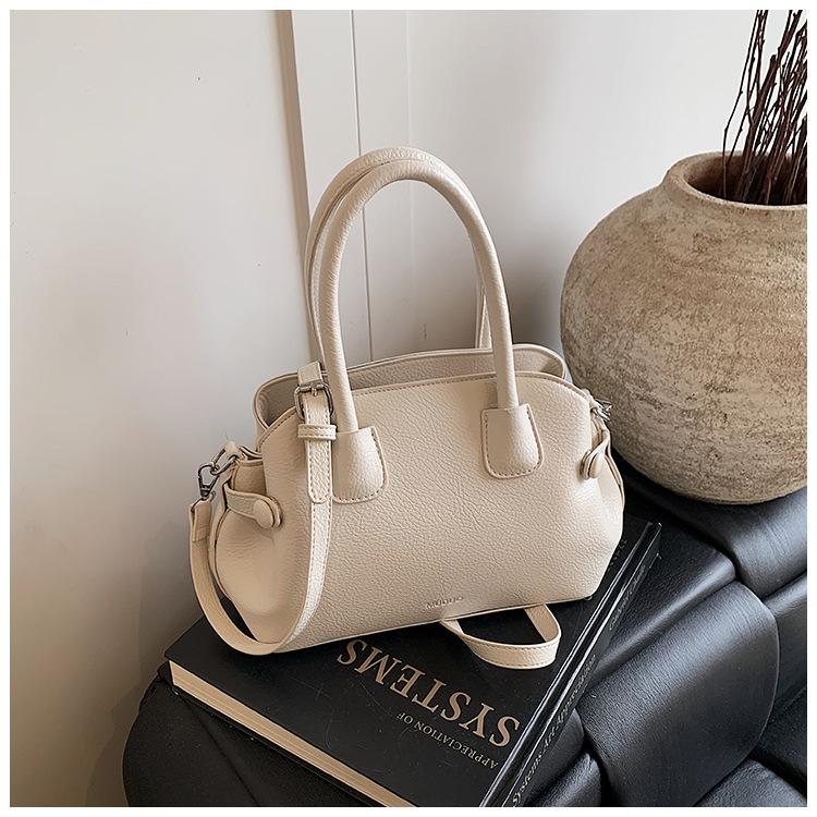 Spring Solid Color Handbag New Fashion Versatile Shoulder Messenger Bag Niche Design Novel Shell Bag