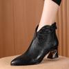 New autumn and winter leather to Martin boots women's pointed women's leather shoes medium heel Martin boots thick heel large size women's shoes