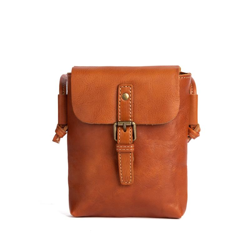Vintage and Trendy Women's Bag, Vintage and Artistic Style Vegetable Tanned Leather Small Bag, Simple Single Shoulder Crossbody Phone Bag