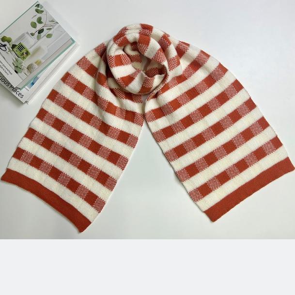 Women's Student Retro Temperament Plaid Scarf Winter Korean Style Versatile Warm Thickened Cute Neck Warmer