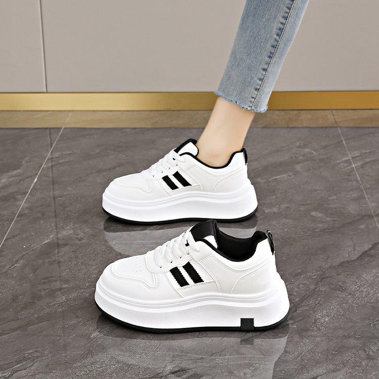 

Маленькие белые туфли женские весенние новые туфли на платформе повседневные универсальные повседневные спортивные туфли кеды 40 чёрный