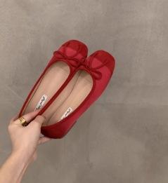 

Элегантные вечерние туфли на плоской подошве Французские маленькие красные туфли-лодочки Женская обувь Серебристые балетки на мягкой подошве 35 красный
