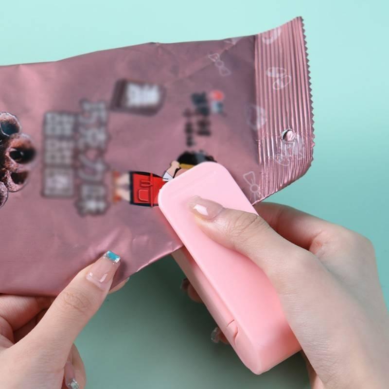 Nowoczesny Prosty Mały Mini Zgrzewarka do Przekąsek Zgrzewarka Próżniowa Konserwator Żywności Biały