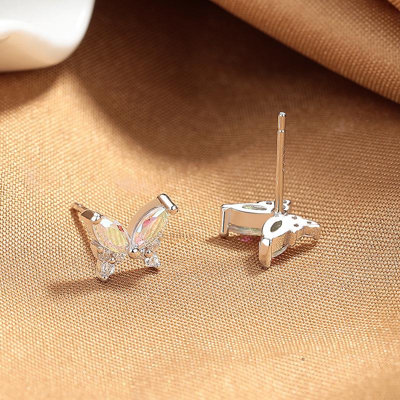 

Stud Earrings Female Color Zircon Butterfly Earrings Little Fairy Temperament Trend Foreign Gas Earrings 925 silver платиновий