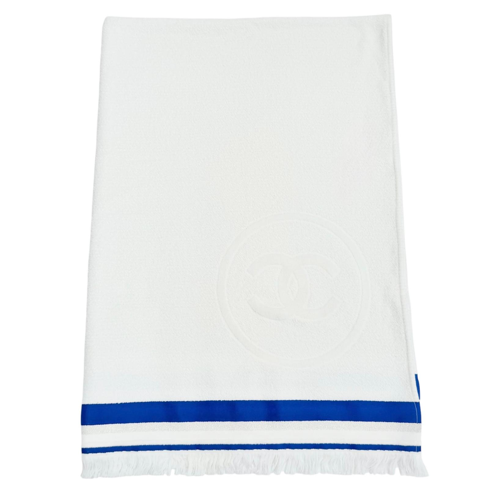 Pristine CHANEL COCO Mark Fringe Glitter Thread Large Beach Towel white 17P Used