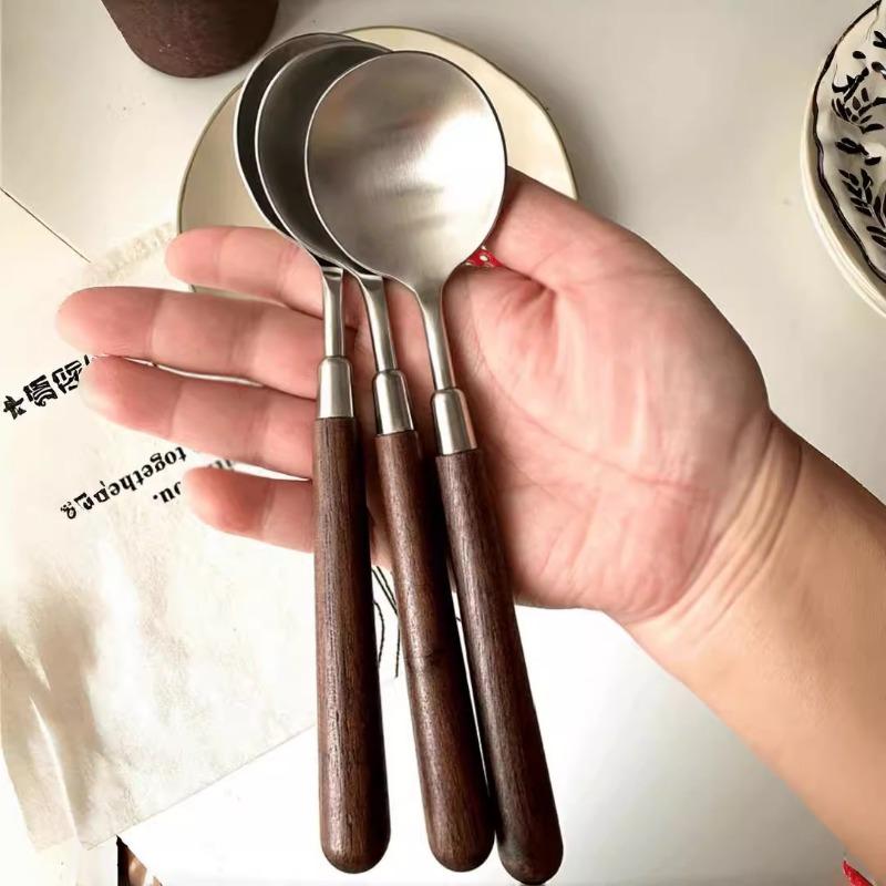 Wooden Handle Imitation Walnut Grain Large Soup Spoon Stainless Steel Round Eating Utensils for Western Food Dining4
