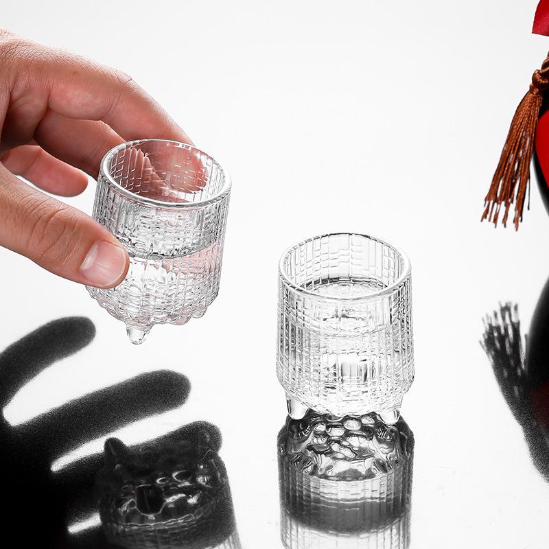Creative Thickened Emperor Shot Glass Set - 2 Tael and 1 Tael Sizes