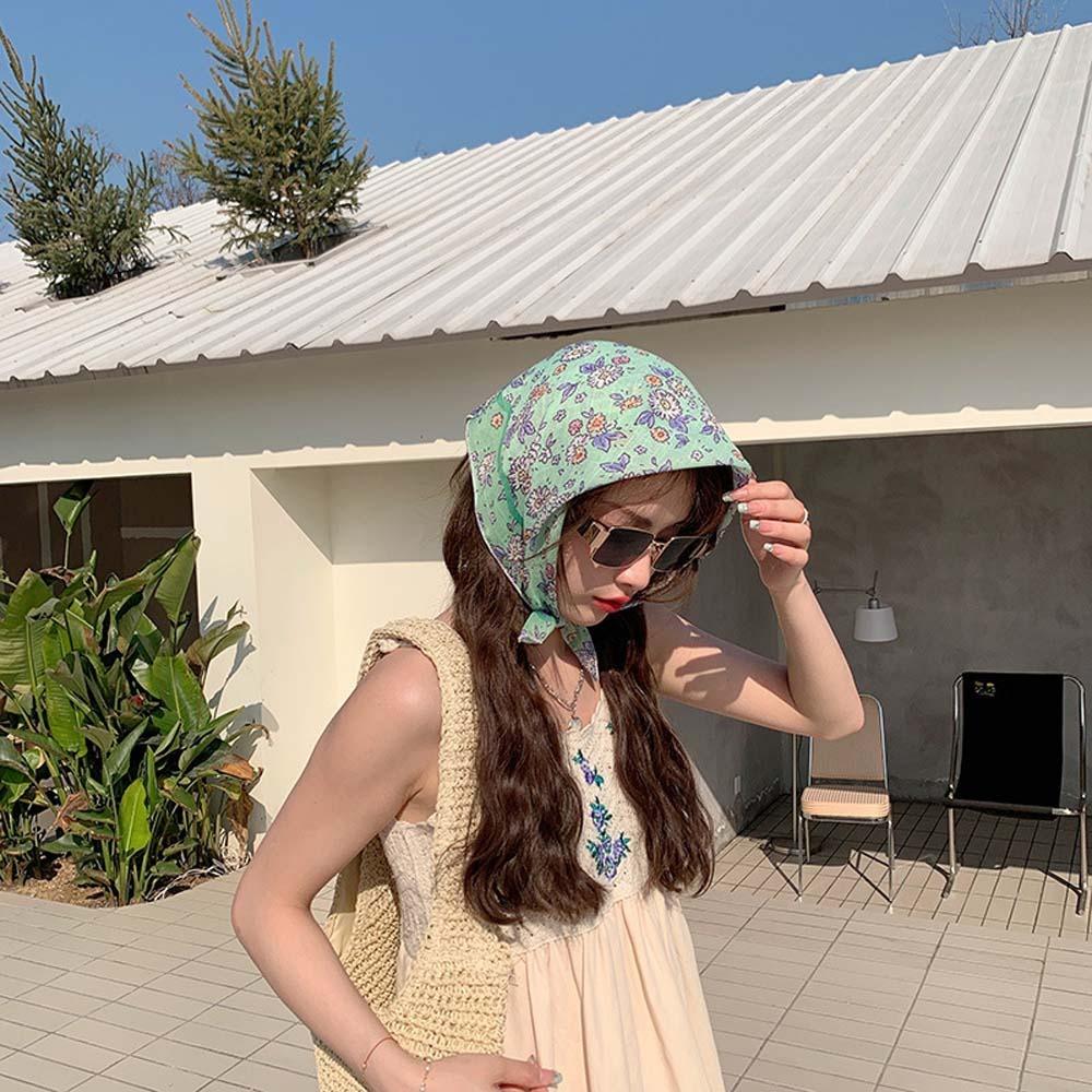 Breathable Flower Printed Headscarf Sweat-absorption Square Hijab Scarf Spring Silk Scarf  Gift