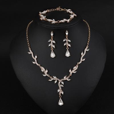 Niche High-end Vacation Style Necklace Bracelet Earrings Set