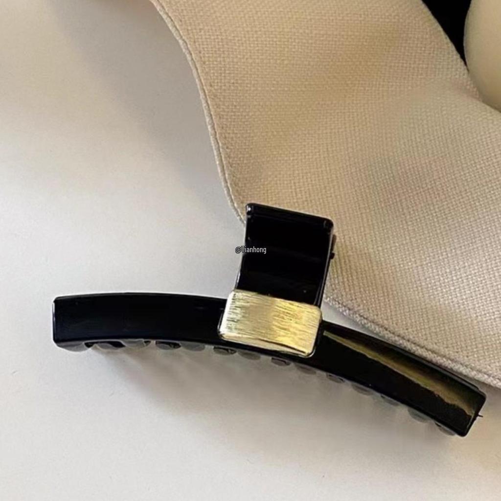 Korean Black Acrylic Updo Claw Hair Clip for Women