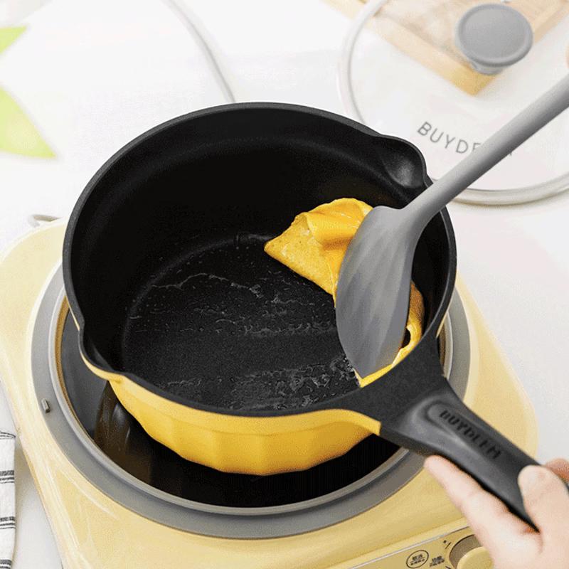 Buydeem 20cm Pleated Non-stick Milk Pot