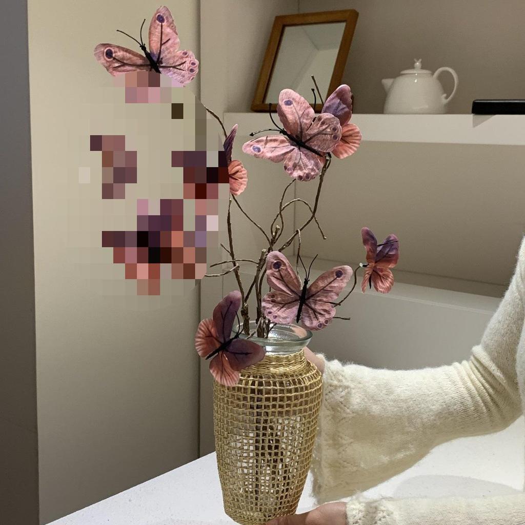 Luxury Artificial Butterfly Flowers in Glass Vase for B&B, Coffee Shop, and Home Decor