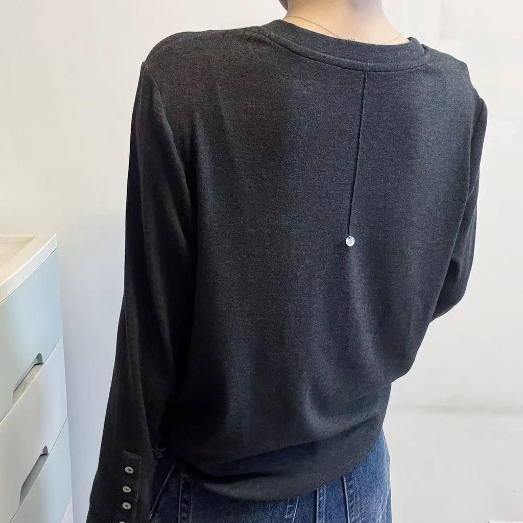 Women's Long-Sleeve T-Shirt - 2025 Autumn/Winter Collection, Versatile Design with Shell Buttons