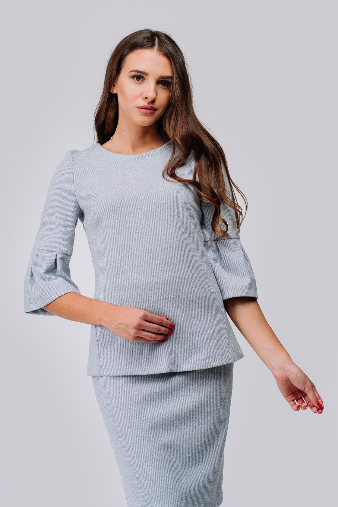 

Блуза з теплої тканини з манжетами-клеш різні кольори 36 blizzard синього кольору