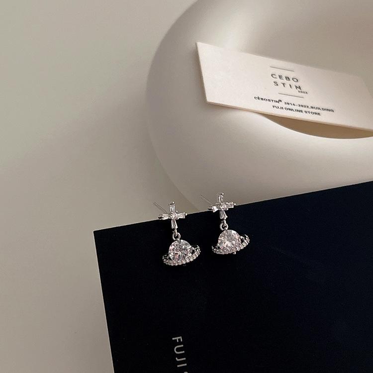 

Корейские серьги-пусеты Планета с цирконами: Универсальные, Простые и Стильные Женские Модные Украшения