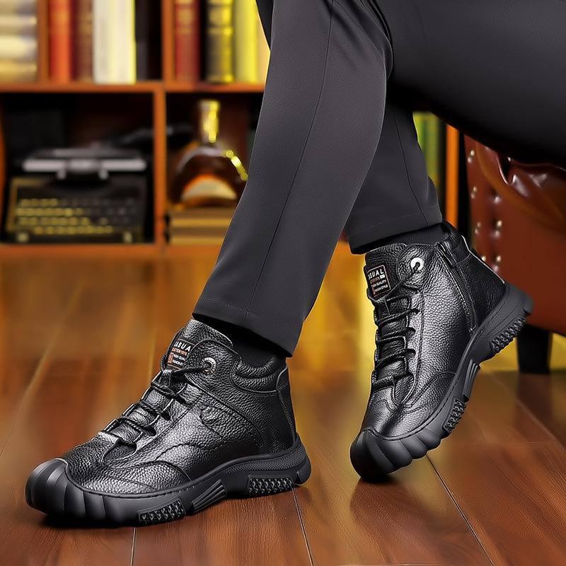 The first layer of cowhide velvet casual cotton boots is in stock for winter warm front strap side zipper real hair inner men's cotton shoes