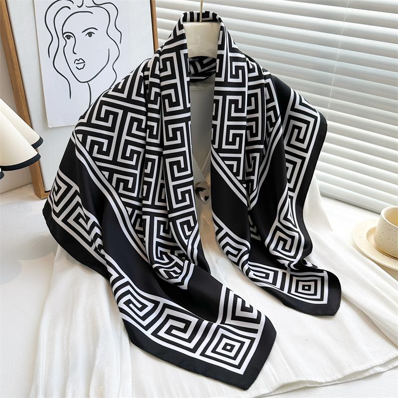 Korean Version of Light Luxury Fashion Versatile Printed Scarf 91cm Large Square Scarf Twill Silk Headscarf Temperament Versatile Warm Shawl