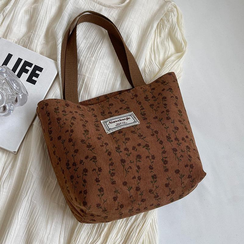 Premium Commuter Tote Bag Large Capacity New Niche One Shoulder Handbag for Women Versatile Mommy Bag