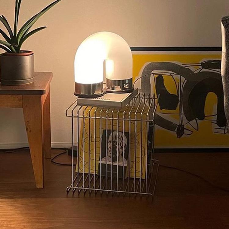 Beistelltisch für Sofa im Vintage-Stil aus Kohlenstoffstahl mit Zeitschriftenablage