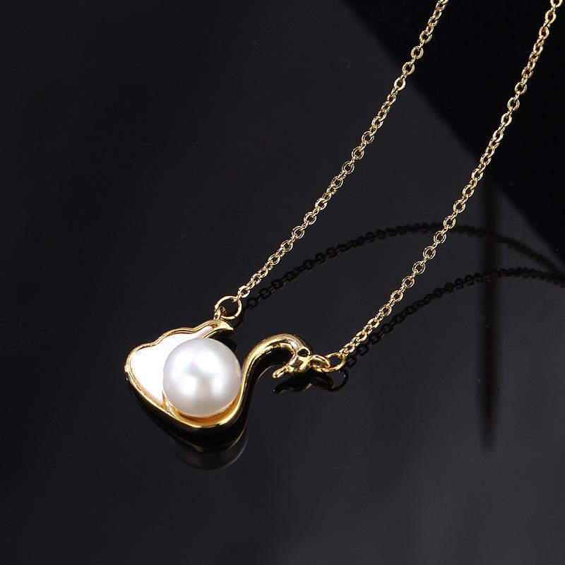 14K Gold-Filled Color-Preserving Swan Pendant Choker Necklace