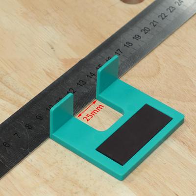 Pomůcka pro instalaci pantů Polohování Zarovnání dveří 2mm Polohovací přípravek Silné držení