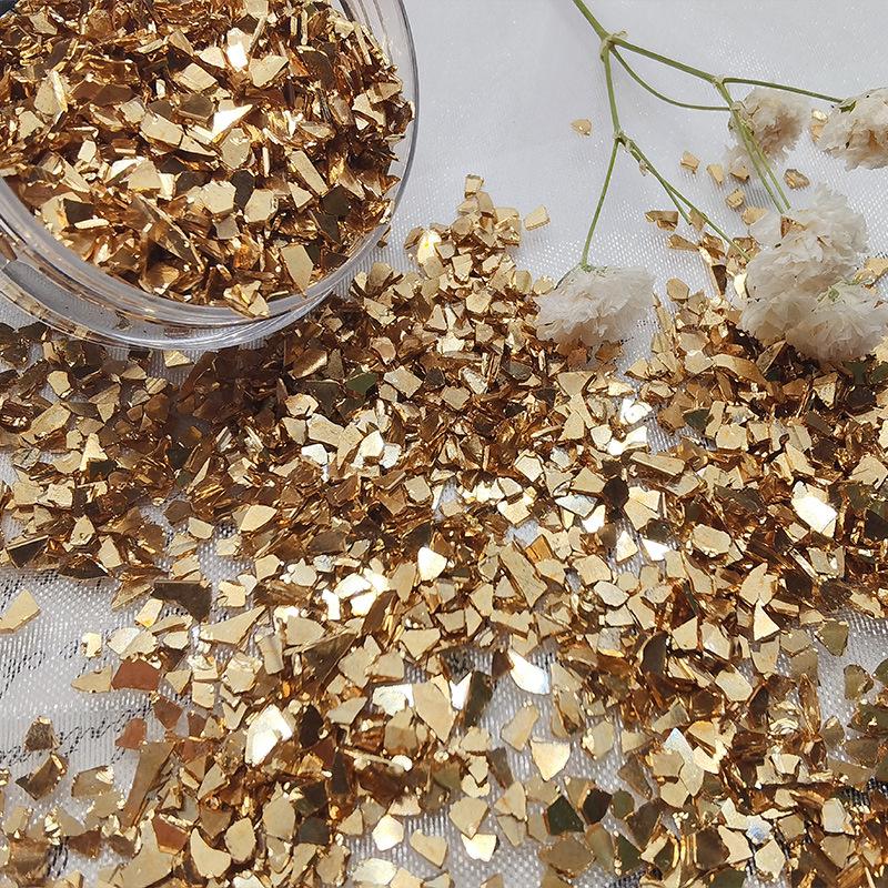 Ručně vyráběné duhové skleněné střepy pro šperky a zdobení nehtů