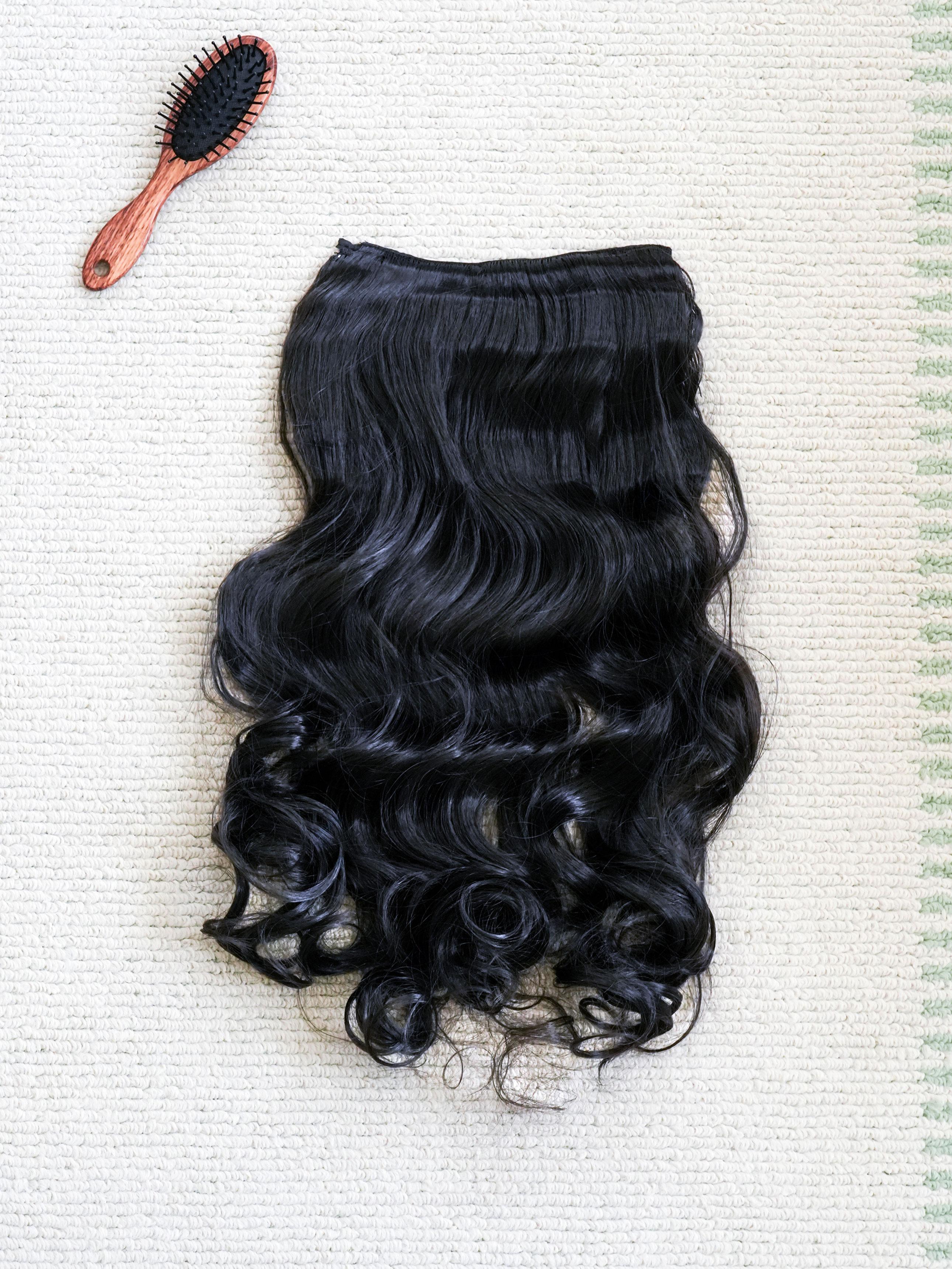 

Black Half Wig Hair Extension 1ea