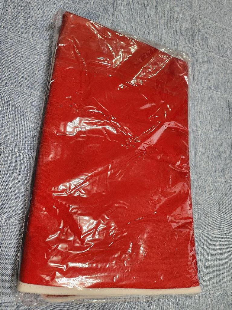 [USED] BTS WORLD TOUR LOVE YOURSELF Blanket