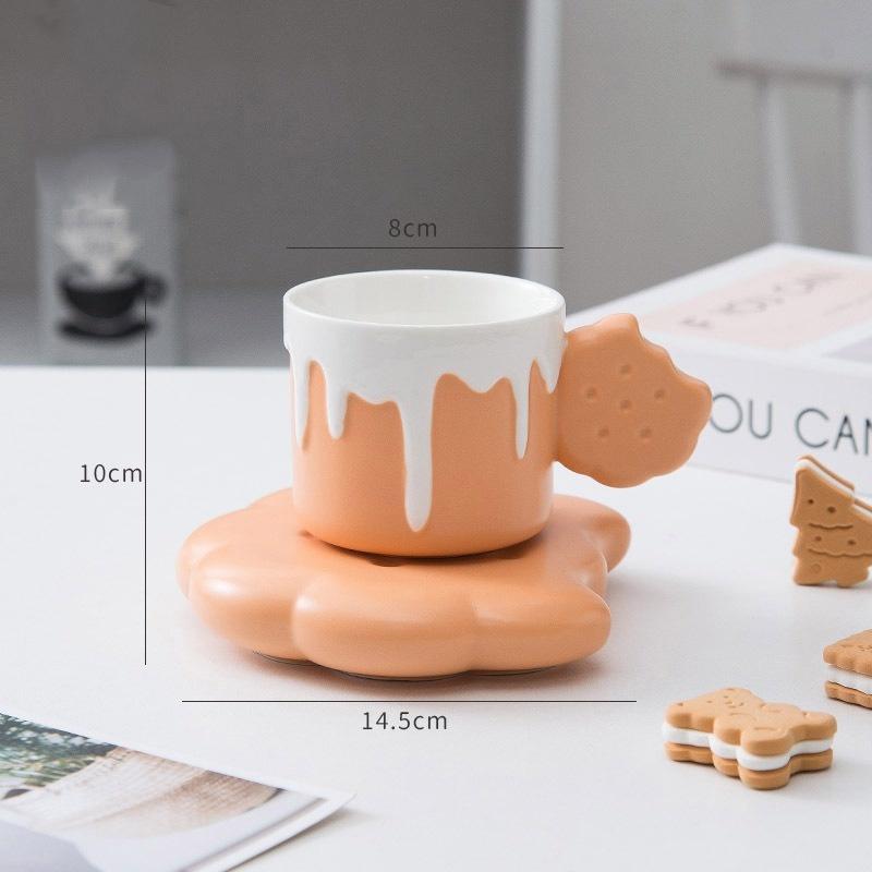 240ML Cute Cream Biscuit Ceramic Water Cup Creative Cartoon Household Breakfast Milk Mug Girls Office Design Coffee Cups