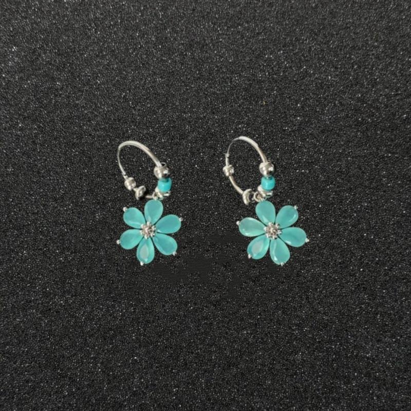 Fashion Sweet Mint Green Colored Flower Hoop Earrings For Women Personality Sweet Cool Daily Earrings Jewelry Party Gifts