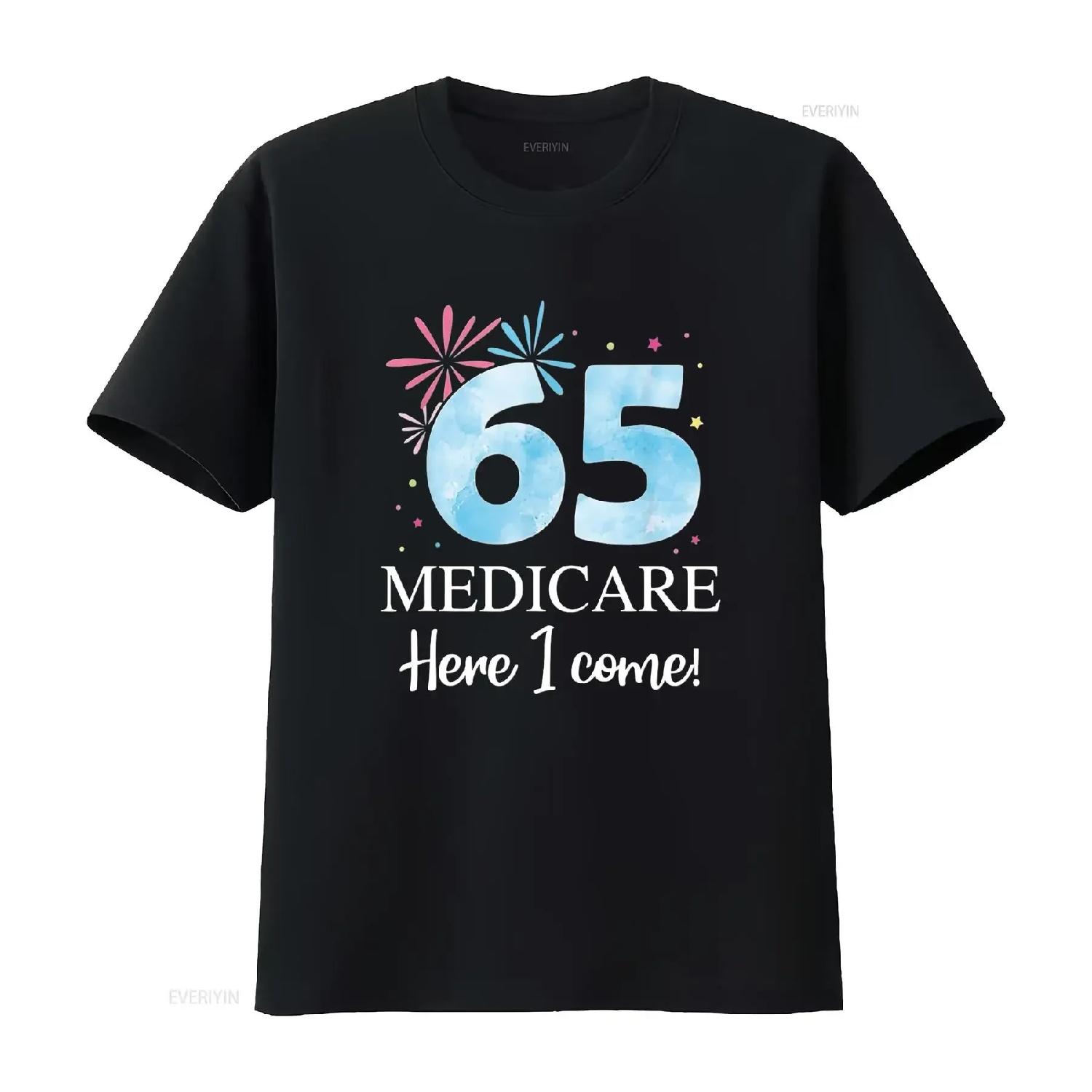 

Womens 65th Birthday Medicare Here I Come Png T Shirt Black vintage Washed Top For Everyday Wear graphic Stretched Versatile S чёрный