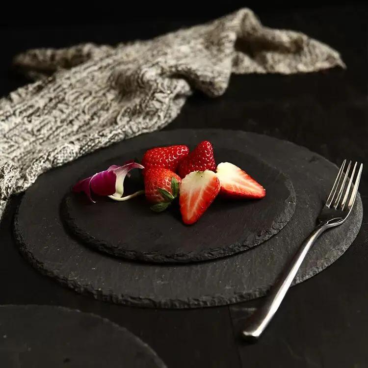 Black Stone Round Natural Slate Western Steak Plates Slate Dinner Plate Kitchen Cheese Pizza Flat Fruit Tray  Plate For Wedding