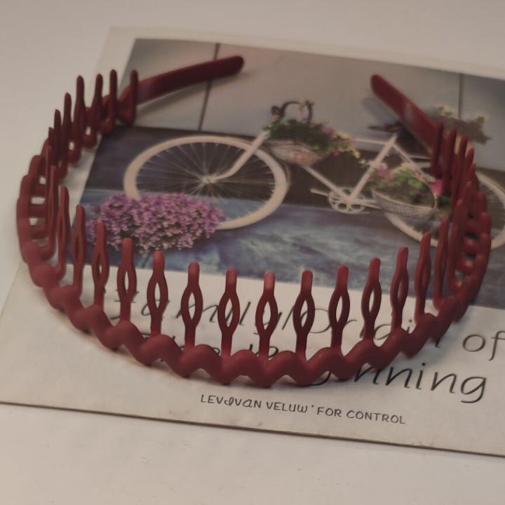 Women's Non-Slip Matte Headband with Teeth for Makeup & Bangs Control