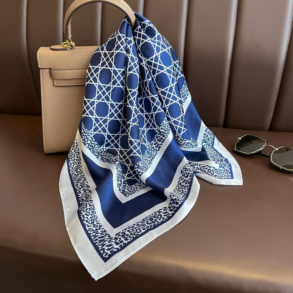 New Geometric Line Printed Small Square Scarf for Women's Imitation Silk Scarf Neck Protection Scarf Professional Versatile Silk Scarf Scarf Scarf
